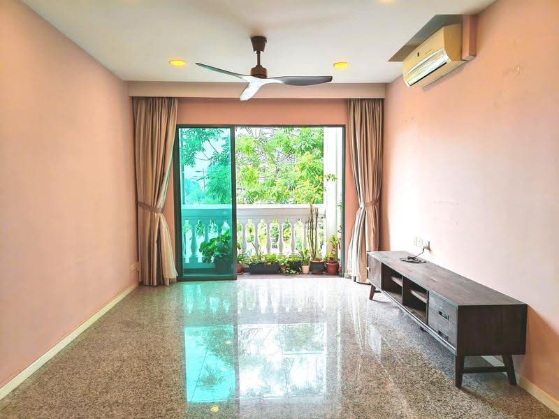 Stratford Court, 41A Bedok Ria Crescent, Bedok / Upper East Coast, 3 Bedrooms, 1,163 sqft, Condominium For Rent, by James Boey, 500259366 - PropertyGuru.com.sg