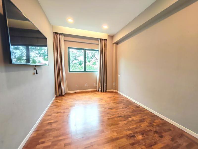 Stratford Court, 41A Bedok Ria Crescent, Bedok / Upper East Coast, 3 Bedrooms, 1,163 sqft, Condominium For Rent, by James Boey, 500259366 - PropertyGuru.com.sg