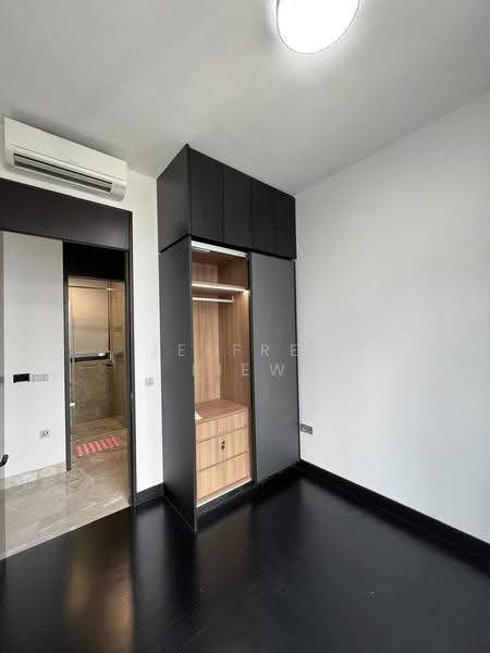 Martin Modern, 10 Martin Place, Orchard / River Valley, 3 Bedrooms, 1,012 sqft, Apartment For Sale, by Jeffrey Liew, 500259397 - Bedroom - PropertyGuru.com.sg