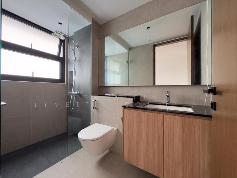 ★ GIANT ★ Brand New Freehold Detached at Braddell Heights Estate | Minutes to Lorong Chuan MRT, Matlock Rise, Mackerrow Road, Sommerville Road, Macpherson / Potong Pasir, 6 Bedrooms, 8,970 sqft, Detached House For Sale, by Yeo LiYin (Yvette Yeo) 杨丽颖, 500259410 - Bathroom - PropertyGuru.com.sg