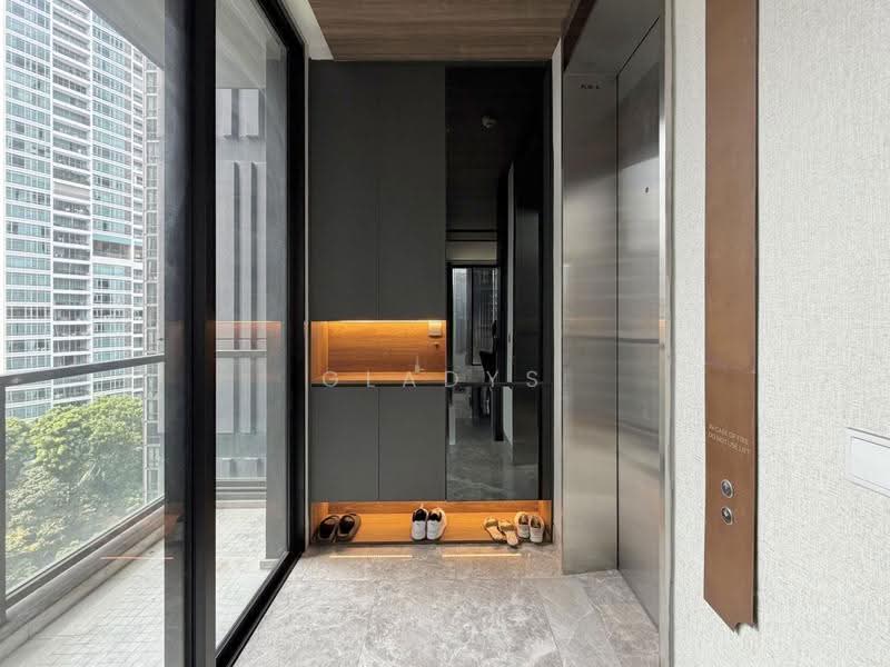 Martin Modern, 10 Martin Place, Orchard / River Valley, 3 Bedrooms, 1,421 sqft, Condominium For Sale, by Gladys Kee, 500259414 - Entrance - PropertyGuru.com.sg
