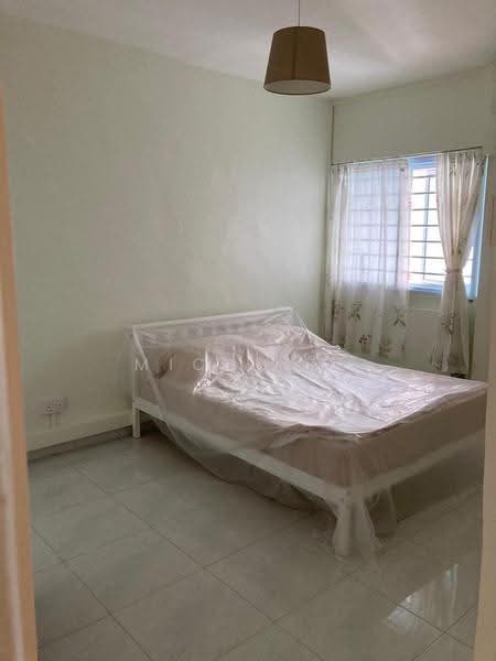 250 Tampines Street 21, 250 Tampines Street 21, Pasir Ris / Tampines, 2 Bedrooms, 797 sqft, HDB Flat For Rent, by Michelle Lim Shu Ching, 500259428 - Master bed room - PropertyGuru.com.sg
