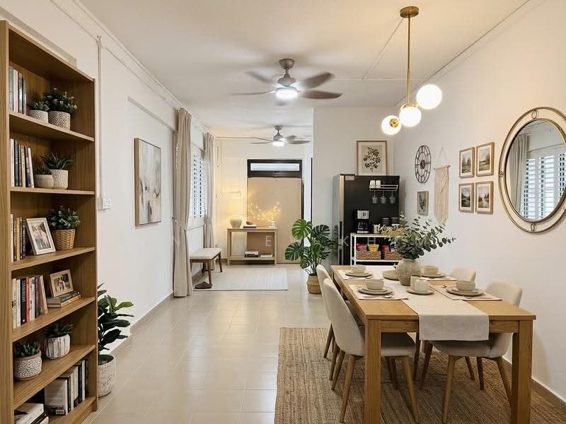 138 Bedok North Street 2, 138 Bedok North Street 2, Bedok / Upper East Coast, 2 Bedrooms, 721 sqft, HDB Flat For Sale, by Tan Siew Khim, 500259431 - Living Room - PropertyGuru.com.sg