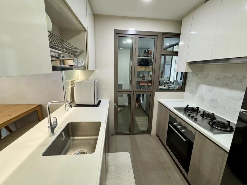 Treasure Crest, 60 Anchorvale Crescent, Hougang / Punggol / Sengkang, 3 Bedrooms, 1,152 sqft, Condominium For Sale, by Mark Foo, 500259432 - Kitchen - PropertyGuru.com.sg