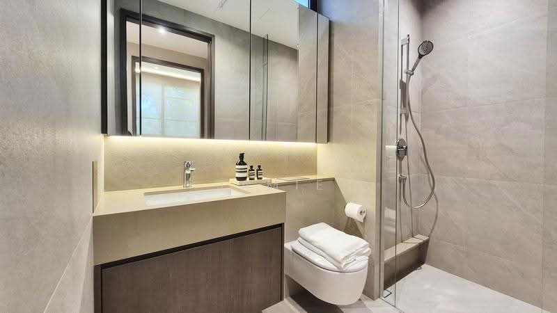 Amberwood at Holland, Tanglin / Holland / Bukit Timah, 3 Bedrooms, 872 sqft, Condominium For Sale, by Jamie Peh, 500259446 - Bathroom - PropertyGuru.com.sg