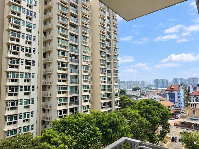 The Silver Fir, 9 Butterworth Lane, East Coast / Marine Parade, 1 Bedroom, 527 sqft, Apartment For Sale, by Francis Low, 500259452 - Exterior - PropertyGuru.com.sg