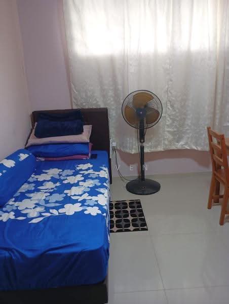 717 Yishun Street 71, 717 Yishun Street 71, Sembawang / Yishun, Room Rental, 120 sqft, HDB Flat For Rent, by Steven Choo, 500259455 - Bedroom - PropertyGuru.com.sg