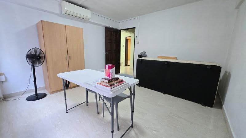 804 Yishun Ring Road, 804 Yishun Ring Road, Sembawang / Yishun, 3 Bedrooms, 1,313 sqft, HDB Flat For Sale, by Quek Pei Lin, 500259458 - Common Room - PropertyGuru.com.sg