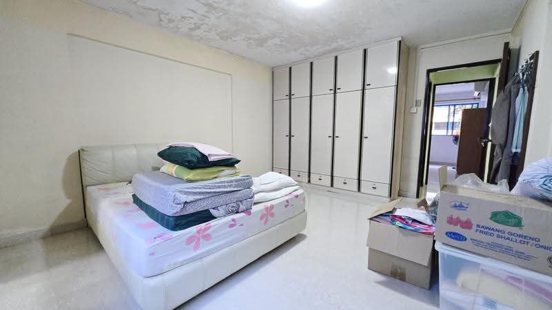 804 Yishun Ring Road, 804 Yishun Ring Road, Sembawang / Yishun, 3 Bedrooms, 1,313 sqft, HDB Flat For Sale, by Quek Pei Lin, 500259458 - Master Bedroom - PropertyGuru.com.sg