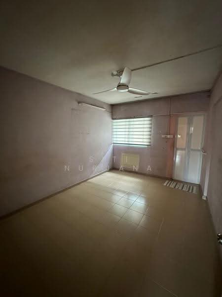 141 Tampines Street 12, 141 Tampines Street 12, Pasir Ris / Tampines, 3 Bedrooms, 1,109 sqft, HDB Flat For Sale, by Siti Nurjana Binte Oyong, 500259459 - Interior - PropertyGuru.com.sg