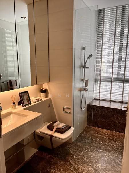 The Oliv @ Balmoral, 11C Balmoral Road, Tanglin / Holland / Bukit Timah, 4 Bedrooms, 3,337 sqft, Apartment For Sale, by Dennis Lim, 500259466 - Bathroom - PropertyGuru.com.sg