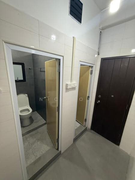 33A Shrewbury Road room for rent, 100, Newton / Novena, Room Rental, 145 sqft, Terraced House For Rent, by Nickson Guay, 500259469 - Bathroom - PropertyGuru.com.sg