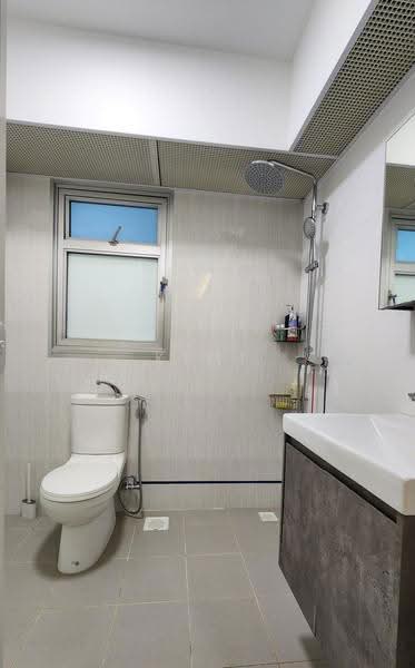 421C Northshore Drive, 421C Northshore Drive, Hougang / Punggol / Sengkang, 2 Bedrooms, 734 sqft, HDB Flat For Sale, by Kimi Neo, 500259478 - Bathroom - PropertyGuru.com.sg