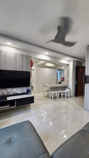 421C Northshore Drive, 421C Northshore Drive, Hougang / Punggol / Sengkang, 2 Bedrooms, 734 sqft, HDB Flat For Sale, by Kimi Neo, 500259478 - Living Room - PropertyGuru.com.sg