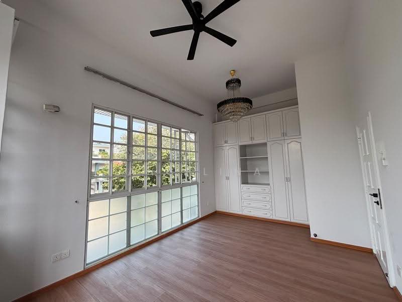 2-Storey Detached Bungalow at District 15, Clacton Road, East Coast / Marine Parade, 6 Bedrooms, 4,150 sqft, Detached House For Rent, by Angelina Tan, 500259485 - Interior - PropertyGuru.com.sg