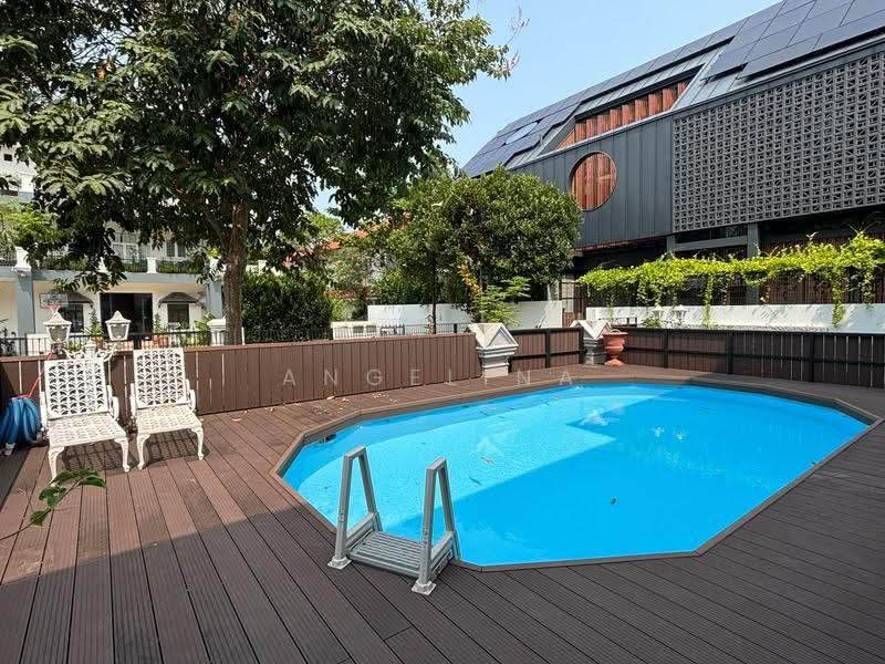 2-Storey Detached Bungalow at District 15, Clacton Road, East Coast / Marine Parade, 6 Bedrooms, 4,150 sqft, Detached House For Rent, by Angelina Tan, 500259485 - Exterior - PropertyGuru.com.sg