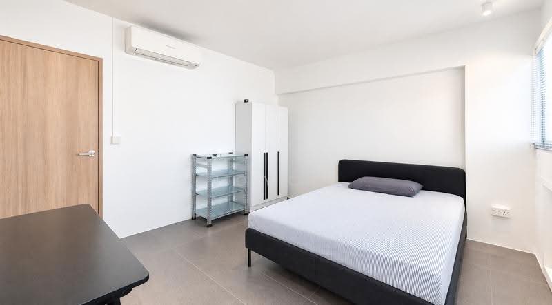 448 Tampines Street 42, 448 Tampines Street 42, Pasir Ris / Tampines, Room Rental, 120 sqft, HDB Flat For Rent, by Joyce Tan 陈慧珊, 500259488 - Bedroom - PropertyGuru.com.sg