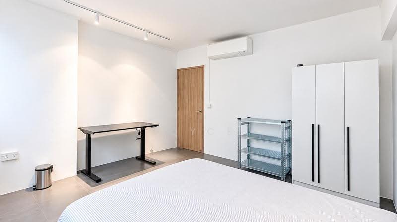 448 Tampines Street 42, 448 Tampines Street 42, Pasir Ris / Tampines, Room Rental, 120 sqft, HDB Flat For Rent, by Joyce Tan 陈慧珊, 500259488 - Bedroom - PropertyGuru.com.sg