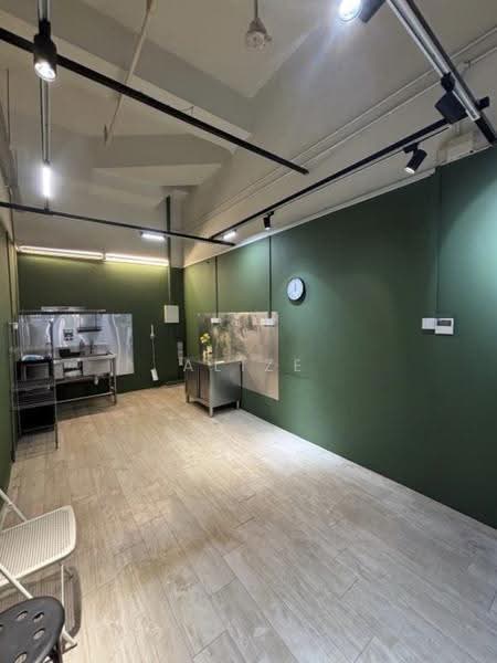 East Village, 430 Upper Changi Road, Bedok / Upper East Coast, 205 sqft, Mall Shop For Sale, by Alize Ng, 500259500 - CommercialGuru.com.sg