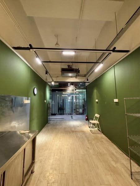 East Village, 430 Upper Changi Road, Bedok / Upper East Coast, 205 sqft, Mall Shop For Sale, by Alize Ng, 500259500 - Interior - CommercialGuru.com.sg