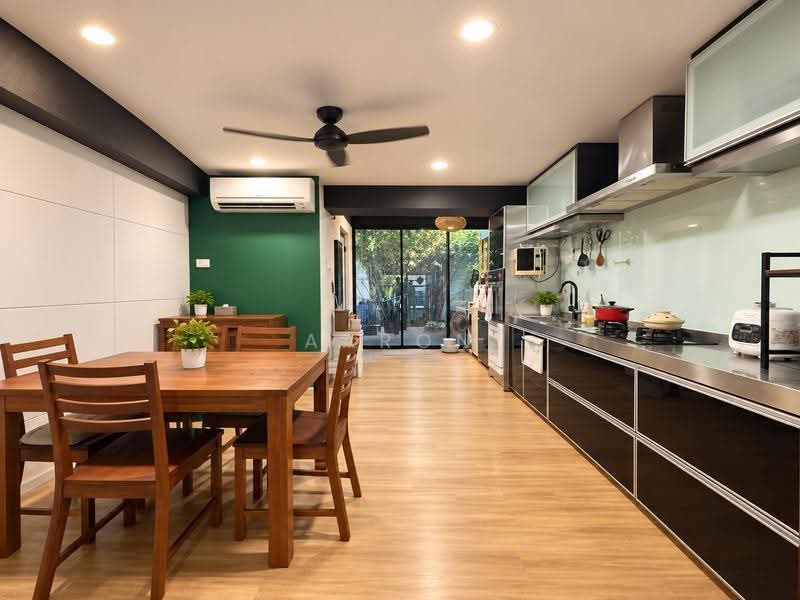 MacPherson Garden Estate, Jalan Gembira, Macpherson / Potong Pasir, 2 Bedrooms, 1,200 sqft, Terraced House For Sale, by Aaron Yeo, 500259515 - PropertyGuru.com.sg
