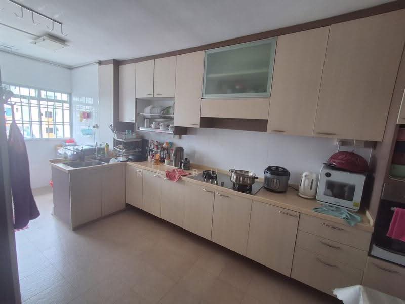 165 Tampines Street 12, 165 Tampines Street 12, Pasir Ris / Tampines, 3 Bedrooms, 1,442 sqft, HDB Flat For Sale, by Rayburn Cheong, 500259520 - Kitchen - PropertyGuru.com.sg