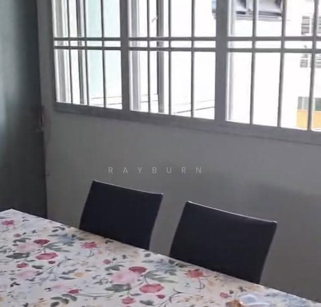 165 Tampines Street 12, 165 Tampines Street 12, Pasir Ris / Tampines, 3 Bedrooms, 1,442 sqft, HDB Flat For Sale, by Rayburn Cheong, 500259520 - Dining Room - PropertyGuru.com.sg