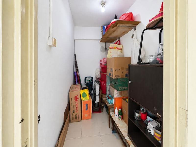 242 Bukit Batok East Avenue 5, 242 Bukit Batok East Avenue 5, Dairy Farm / Bukit Panjang / Choa Chu Kang, 3 Bedrooms, 980 sqft, HDB Flat For Sale, by Benny Ng, 500259523 - Store room - PropertyGuru.com.sg