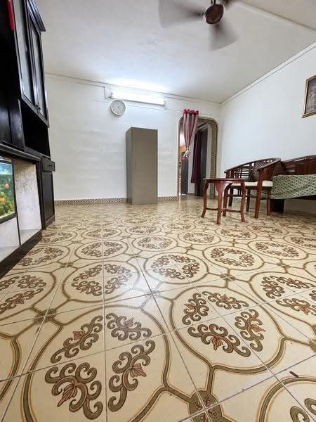 522 Ang Mo Kio Avenue 5, 522 Ang Mo Kio Avenue 5, Ang Mo Kio / Bishan / Thomson, 3 Bedrooms, 980 sqft, HDB Flat For Sale, by Mani Subramanian Veeramani, 500259533 - Living Room - PropertyGuru.com.sg