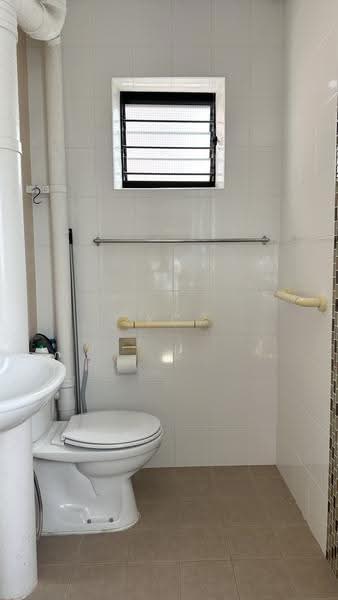 489 Jurong West Avenue 1, 489 Jurong West Avenue 1, Boon Lay / Jurong / Tuas, 2 Bedrooms, 785 sqft, HDB Flat For Sale, by KC Chong, 500259536 - PropertyGuru.com.sg