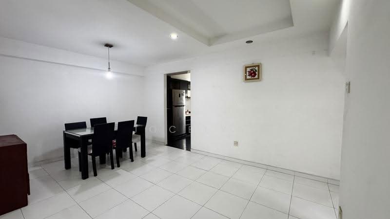 689A Choa Chu Kang Drive, 689A Choa Chu Kang Drive, Dairy Farm / Bukit Panjang / Choa Chu Kang, 3 Bedrooms, 1,184 sqft, HDB Flat For Sale, by Jocelyn Chua 蔡颸嬣, 500259538 - Dining Room - PropertyGuru.com.sg
