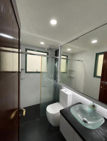 Palm Gardens, 3 Hong San Walk, Dairy Farm / Bukit Panjang / Choa Chu Kang, 3 Bedrooms, 1,216 sqft, Condominium For Sale, by Brandon Ong Ngiap Zhung (BONZ), 500259541 - Bathroom - PropertyGuru.com.sg