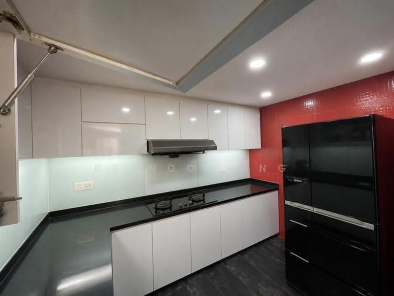 Palm Gardens, 3 Hong San Walk, Dairy Farm / Bukit Panjang / Choa Chu Kang, 3 Bedrooms, 1,216 sqft, Condominium For Sale, by Brandon Ong Ngiap Zhung (BONZ), 500259541 - Kitchen - PropertyGuru.com.sg