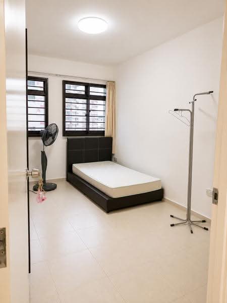658B Jurong West Street 65, 658B Jurong West Street 65, Boon Lay / Jurong / Tuas, 3 Bedrooms, 1,184 sqft, HDB Flat For Rent, by Andy Ng, 500259567 - Bedroom - PropertyGuru.com.sg
