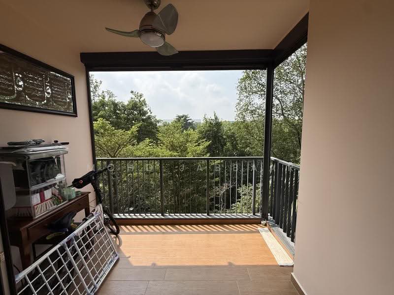 Kingsford Waterbay, 84 Upper Serangoon View, Hougang / Punggol / Sengkang, 2 Bedrooms, 688 sqft, Condominium For Sale, by Mohd Jabbaar Bin Kamsani, 500259583 - Balcony - PropertyGuru.com.sg