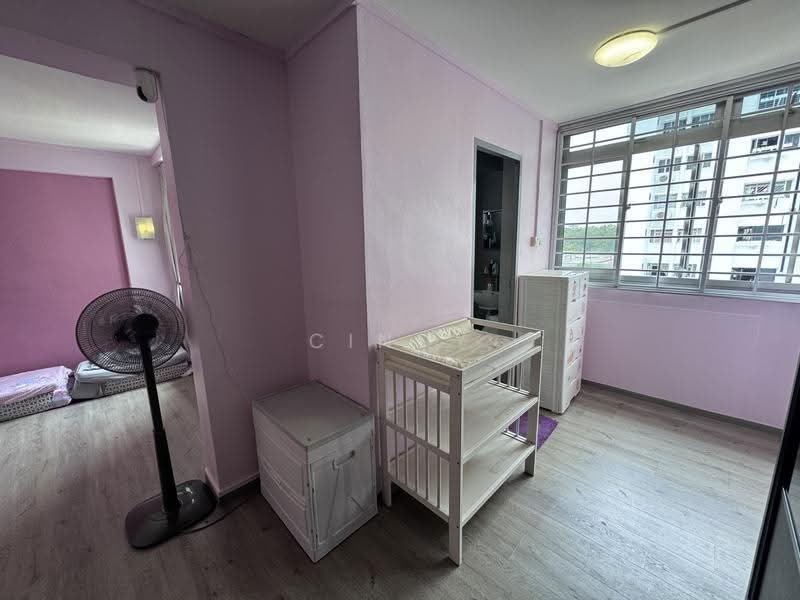 417 Tampines Street 41, 417 Tampines Street 41, Pasir Ris / Tampines, 3 Bedrooms, 1,324 sqft, HDB Flat For Sale, by Cindy Ong, 500259595 - Master Bedroom - PropertyGuru.com.sg