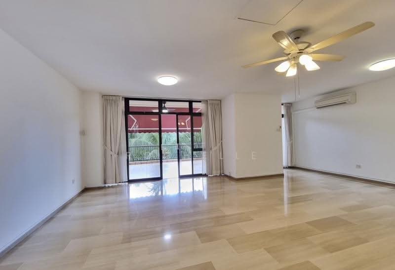 Point Loma, 30 Shelford Road, Newton / Novena, 4 Bedrooms, 322 sqft, Apartment For Rent, by Rochelle De S Meegolle, 500259601 - Living Room - PropertyGuru.com.sg