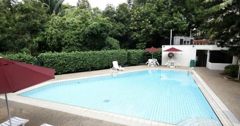 Point Loma, 30 Shelford Road, Newton / Novena, 4 Bedrooms, 322 sqft, Apartment For Rent, by Rochelle De S Meegolle, 500259601 - Exterior - PropertyGuru.com.sg
