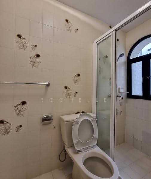 Point Loma, 30 Shelford Road, Newton / Novena, 4 Bedrooms, 322 sqft, Apartment For Rent, by Rochelle De S Meegolle, 500259601 - Bathroom - PropertyGuru.com.sg