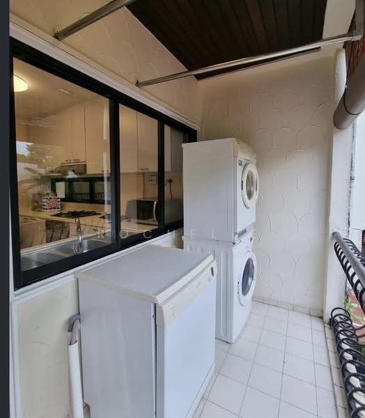 Point Loma, 30 Shelford Road, Newton / Novena, 4 Bedrooms, 322 sqft, Apartment For Rent, by Rochelle De S Meegolle, 500259601 - Kitchen - PropertyGuru.com.sg