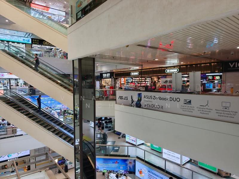 Sim Lim Square, 1 Rochor Canal Road, Beach Road / Bugis / Rochor, 335 sqft, Other Retail For Sale, by Vinay Gulab Khanchandani ( Vincent ), 500259603 - Interior - CommercialGuru.com.sg
