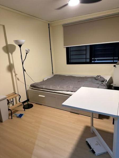 454 Tampines Street 42, 454 Tampines Street 42, Pasir Ris / Tampines, 5 Bedrooms, 1,421 sqft, HDB Flat For Sale, by Kevin Chung 莊國賢, 500259606 - Bedroom - PropertyGuru.com.sg