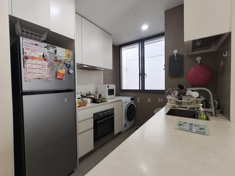 Stratum, 80 Elias Road, Pasir Ris / Tampines, 2 Bedrooms, 776 sqft, Condominium For Sale, by Kenny Seah 谢炳清, 500259617 - Kitchen - PropertyGuru.com.sg