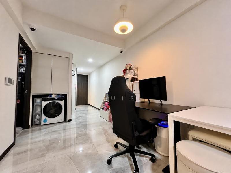Lake Grande, 10 Jurong Lake Link, Boon Lay / Jurong / Tuas, 2 Bedrooms, 883 sqft, Condominium For Rent, by Louis Ang 洪家豪, 500259640 - PropertyGuru.com.sg