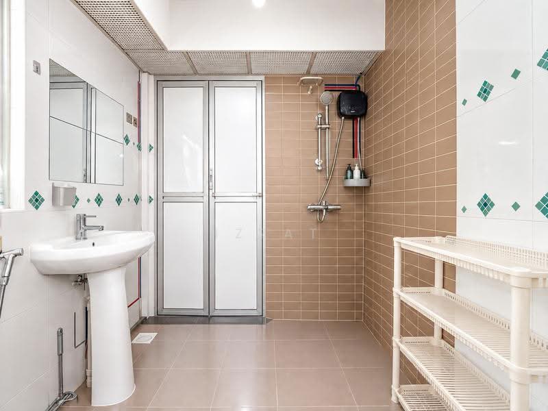 130A Canberra Crescent, 130A Canberra Street, Sembawang / Yishun, 1 Bedroom, 506 sqft, HDB Flat For Sale, by Izzat Isa, 500259648 - Bathroom - PropertyGuru.com.sg