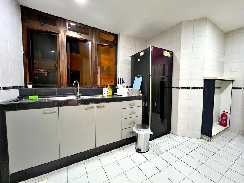 The Tanamera, 5 Tanah Merah Kechil Road, Bedok / Upper East Coast, Room Rental, 100 sqft, Condominium For Rent, by Angeline Tan (陈慧恩), 500259665 - Kitchen - PropertyGuru.com.sg