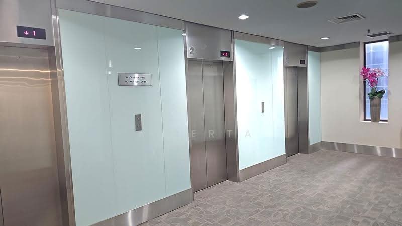Gb Building, 143 Cecil Street, Boat Quay / Raffles Place / Marina, 275 sqft, Office For Rent, by Alberta Lee, 500259686 - Corridor - CommercialGuru.com.sg