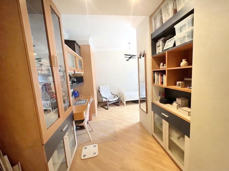 The Florida, 78 Hougang Avenue 7, Hougang / Punggol / Sengkang, 3 Bedrooms, 1,323 sqft, Condominium For Sale, by Desiree Leung, 500259710 - Bedroom 1 - PropertyGuru.com.sg