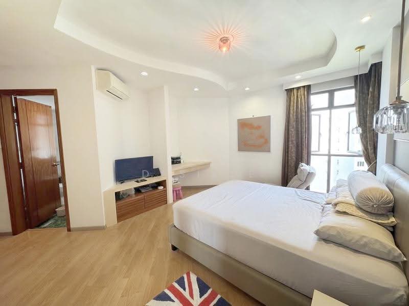 The Florida, 78 Hougang Avenue 7, Hougang / Punggol / Sengkang, 3 Bedrooms, 1,323 sqft, Condominium For Sale, by Desiree Leung, 500259710 - Master Bedroom - PropertyGuru.com.sg