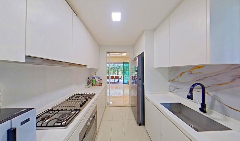 The Topiary, 13 Fernvale Lane, Seletar / Yio Chu Kang, 3 Bedrooms, 1,539 sqft, Condominium For Sale, by Joanna Sivaraj, 500259711 - Kitchen - PropertyGuru.com.sg
